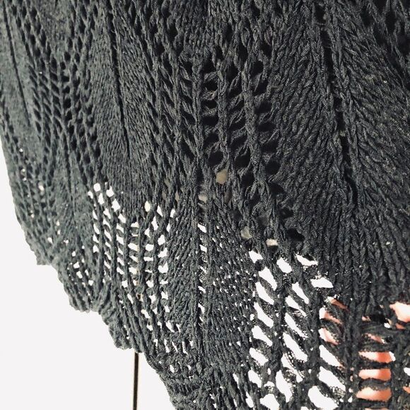 NWT: Charming Charlie Black Knit Top - Picture 4 of 9